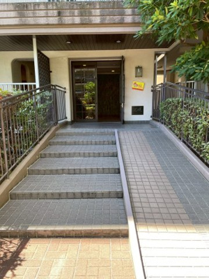 【エントランス】 | ネオハイツ城東