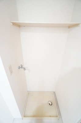 【洗面所】 | グランドサン 壱番館 | ※同物件・反転タイプの写真です。