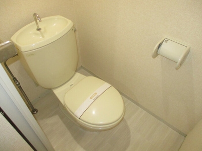 【トイレ】 | グランドサン 壱番館 | ※同物件・反転タイプの写真です。