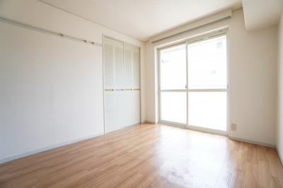 【洋室】 | グランドサン 壱番館 | ※同物件・反転タイプの写真です。