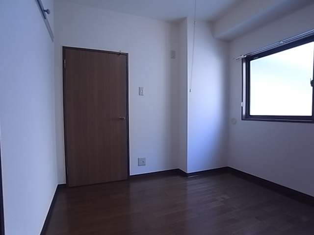 神戸市兵庫区下沢通２丁目の賃貸マンション