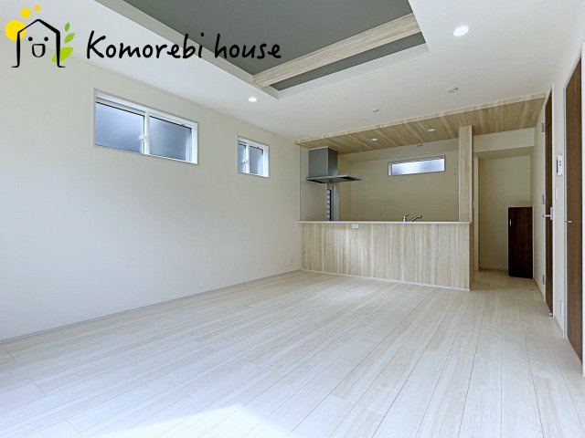 上尾市二ツ宮　3期　新築一戸建て　ブルーミングガーデン　03の居間・リビング