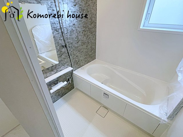 上尾市二ツ宮　3期　新築一戸建て　ブルーミングガーデン　03の浴室