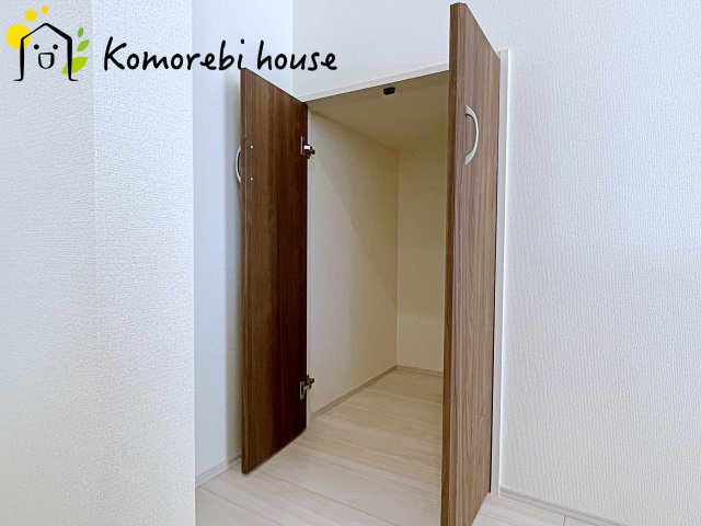 上尾市二ツ宮　3期　新築一戸建て　ブルーミングガーデン　03の収納