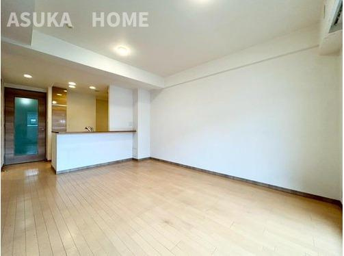 クオス鴨居Ⅱレジデンシャルステージの居間・リビング|使いやすい居間です