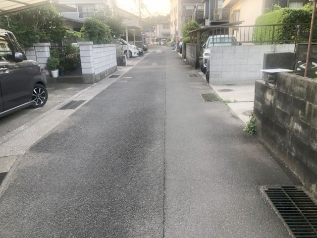 神宮西2丁目の前面道路含む現地写真
