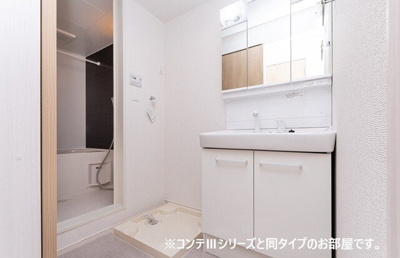 【洗面所】 | ヒカルサ和歌山本町 | 忙しい朝には欠かせない洗面所です