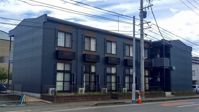 レオパレスＴＳＵＮＯＭＥの外観