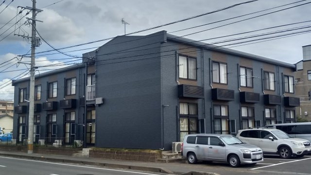 レオパレスＴＳＵＮＯＭＥの外観