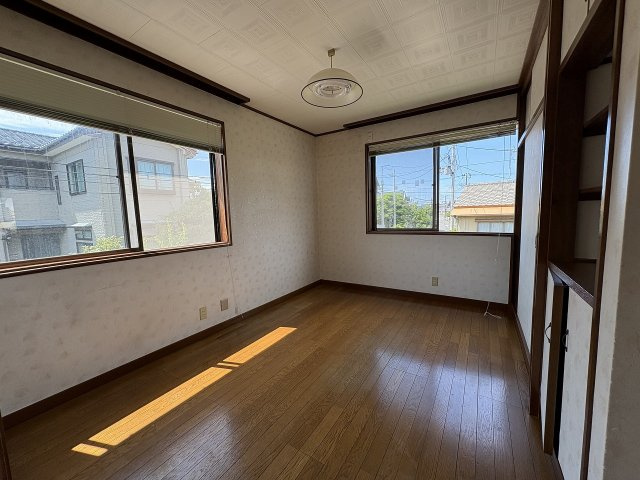 【洋室】 | 神明町ガレージ付き住宅