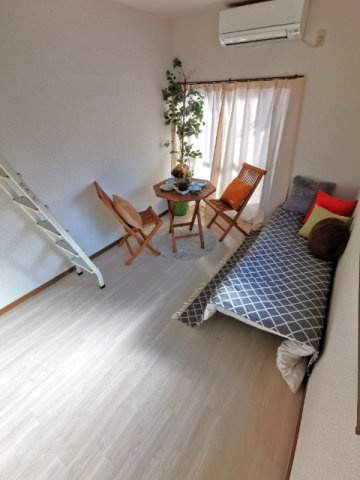 Ｋ−４　の洋室