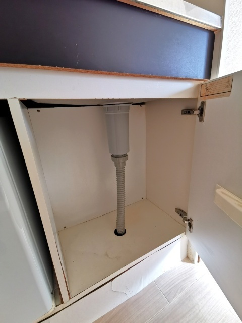 Ｋ−４　の設備|キッチンの下です