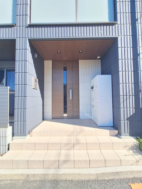 ｃｈａｉｎｏｎ裏門通りのエントランス