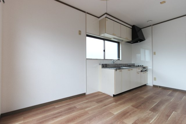 シャンテーヌの居間・リビング