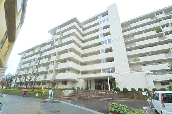 パストラルハイム豊中の外観