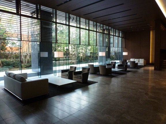 千代田区四番町の賃貸マンションのその他|ロビー