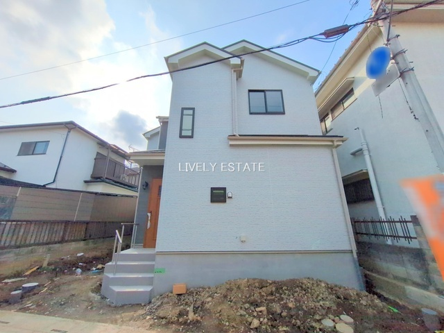草加市新里町 新築分譲住宅の外観