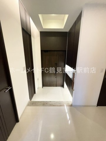 セイワパレス玉造の玄関