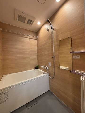 守口パークマンションの浴室|雨の日や冬にうれしい浴室乾燥機付きです！