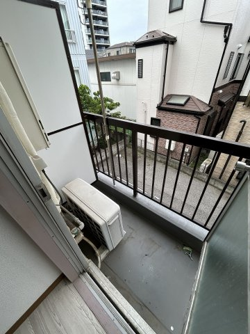 晟幸ビルのバルコニー