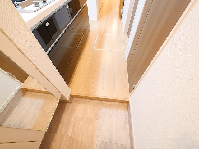 リエゾン学園前の玄関