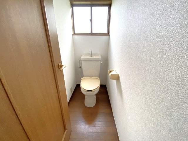 清水貸家のトイレ