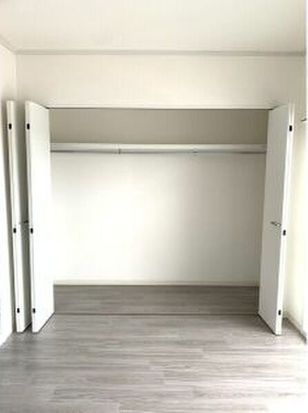 エステート鳴海の居間・リビング|イメージ