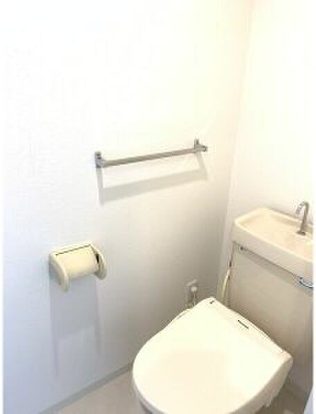 エステート鳴海のトイレ|イメージ