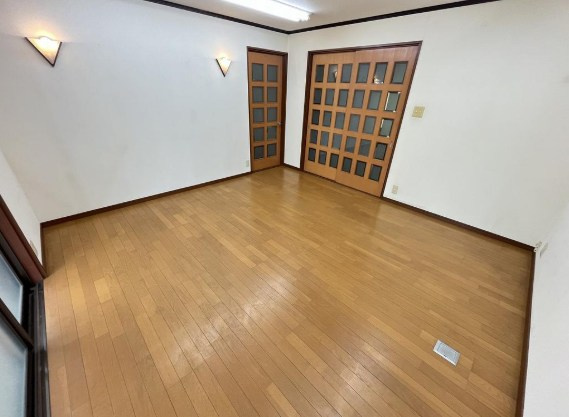 物集女町北ノ口の洋室