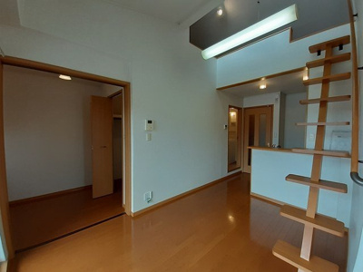 【居間・リビング】 | Ｃｏｍｐａｎｙ－Ⅷ | 居間です