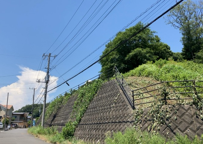 【展望】 | 土地の地勢が高台の場合、景色を綺麗にみることができ、景色にこだわってお家探ししている方におすすめです！また平坦地よりも風通しがいいというメリットがあります。デメリットもあるので是非現地でご確認下さい。