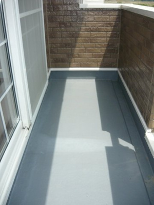 【バルコニー】 | サンリットＮＩＩＮＯＭＩ | 落ち着いた時間を過ごせるバルコニーです