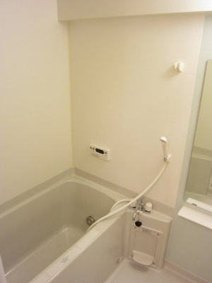 【浴室】 | サンリットＮＩＩＮＯＭＩ | 日々の疲れを癒すお風呂付です