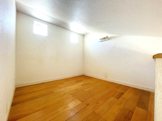 【設備】 | 東区雁の巣2丁目　戸建て | ロフト収納