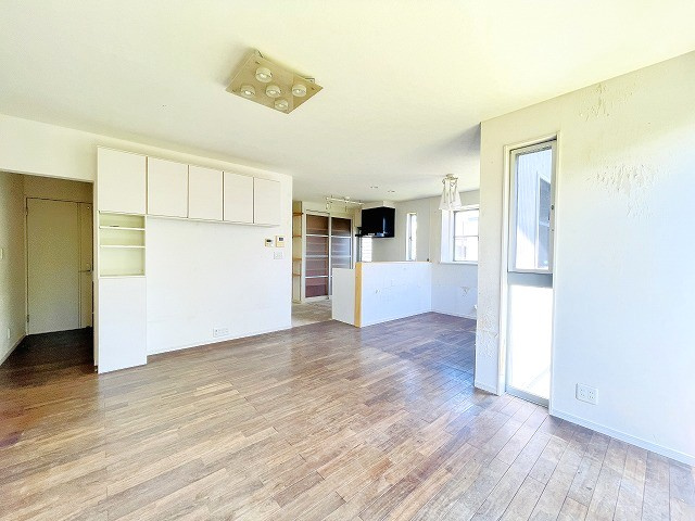 【居間・リビング】 | 東区雁の巣2丁目　戸建て