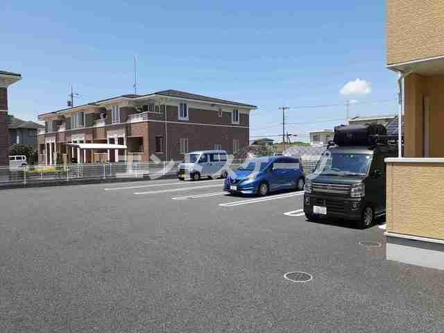 サン　フェリーチェ　Ⅰの駐車場|高崎、前橋のお部屋探しはエンドスケープまで！お客様の理想お聞かせ下さい♪