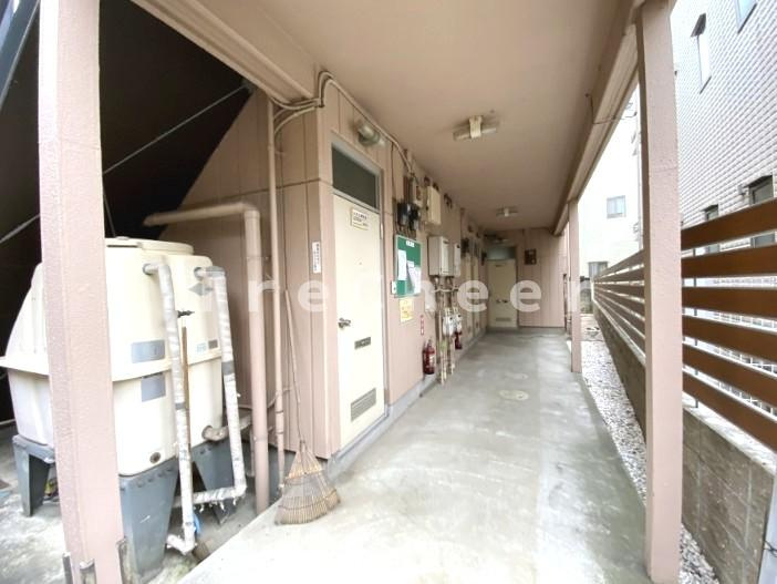 ハイム美香園のエントランス