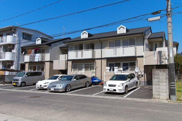 フレグランス広の外観