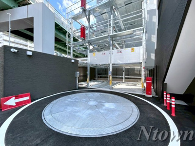 【駐車場】 | S-RESIDENCE浅間町駅前axial | 駐車場があるので、車を買う予定の方も安心です