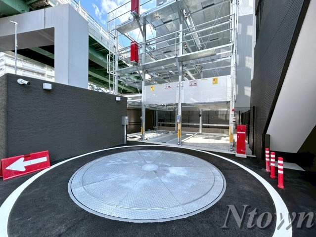 【駐車場】 | S-RESIDENCE浅間町駅前axial | 駐車場があるので、車を買う予定の方も安心です
