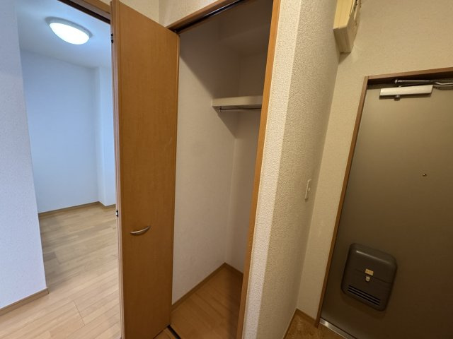 豊中市東豊中町５丁目の賃貸マンションの収納