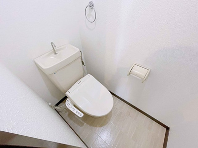 【トイレ】 | 赤坪第2小菅ビル【名古屋市賃貸・ペット可】