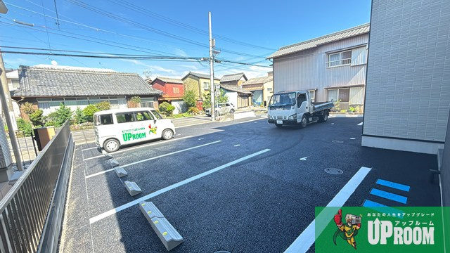 LECOCON江南Ⅱの駐車場