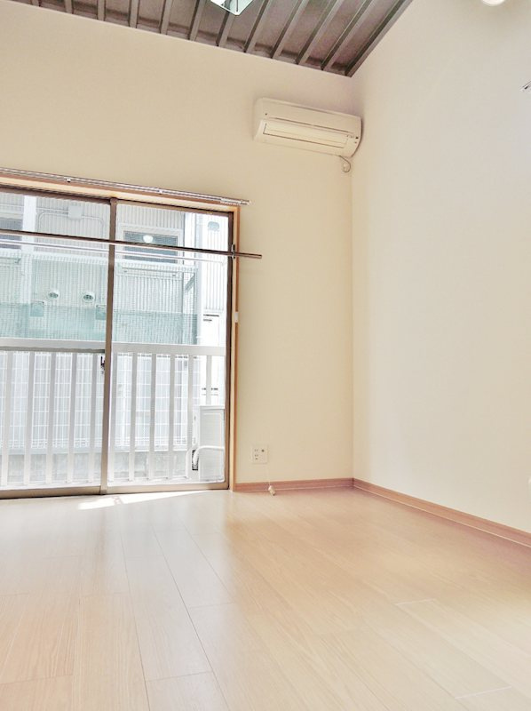 プランツ四季2の居間・リビング