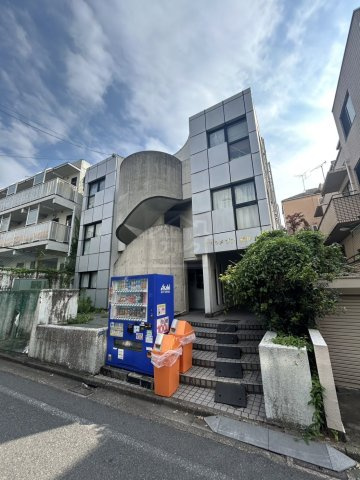 ヴェルメゾン初台の外観