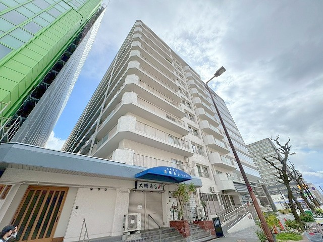 新大阪スカイハイツの外観