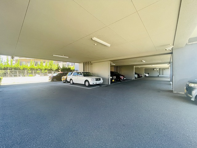 【駐車場】 | ロワールマンション二日市３