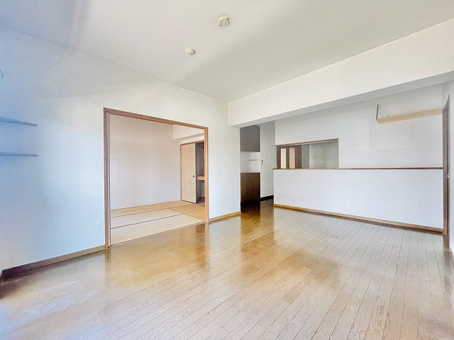 【居間・リビング】 | ロワールマンション二日市３