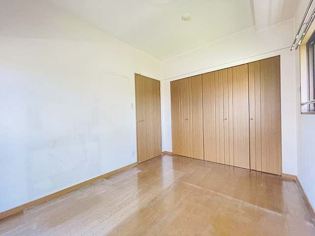 【洋室】 | ロワールマンション二日市３