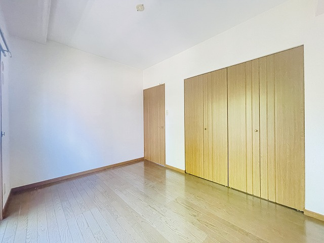 【洋室】 | ロワールマンション二日市３